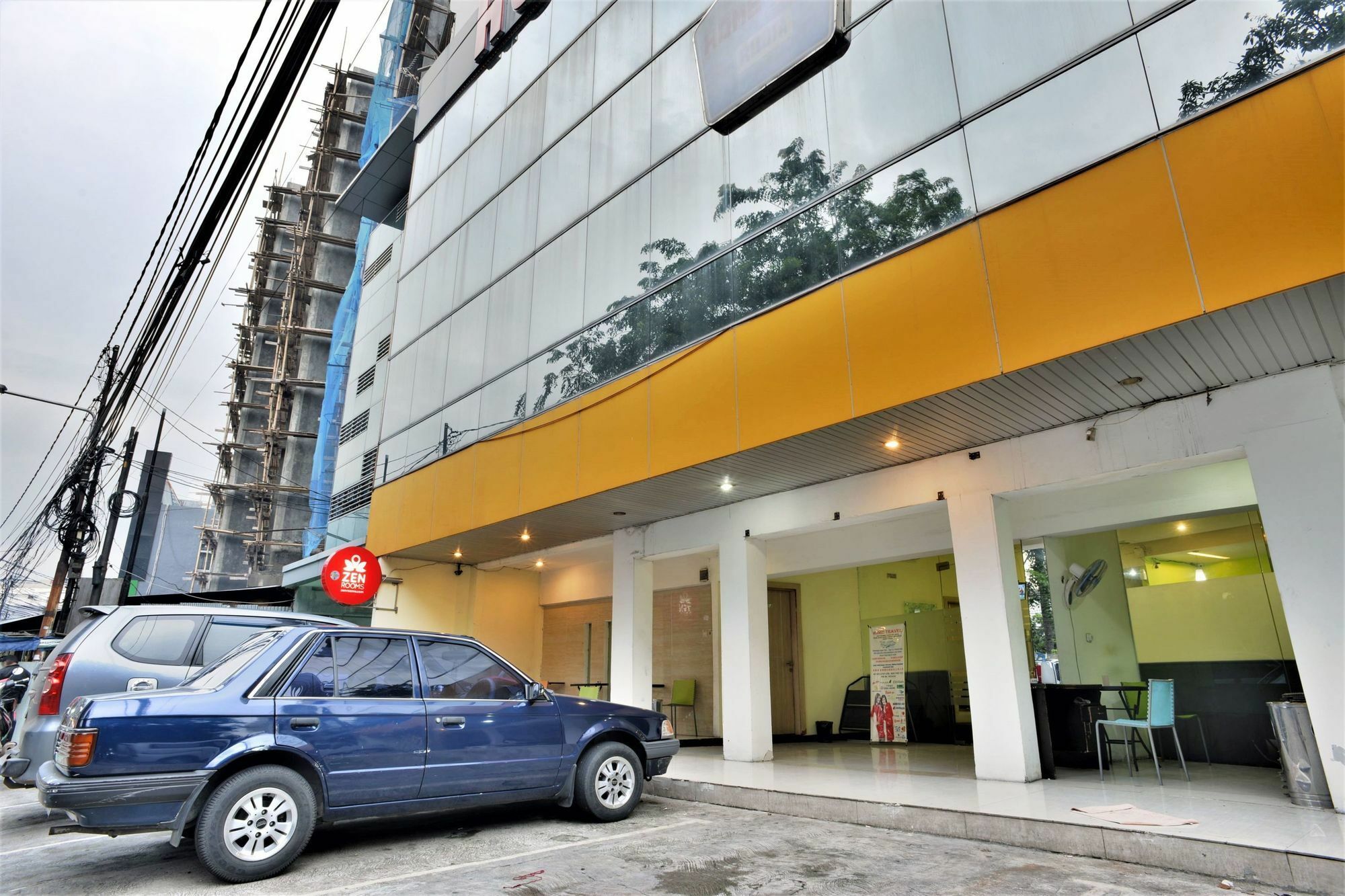 Zen Rooms Rujia Pecenongan Jakarta Exterior photo